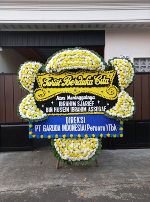 Papan Bunga Duka di Kampung Seraya